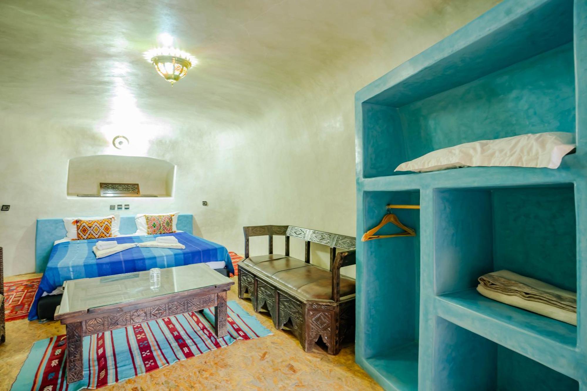 Kasbah Tizzarouine Bed & Breakfast Boumalne Dades Bagian luar foto